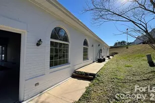 710 E Centerview St, China Grove, NC 28023 - Photo 1