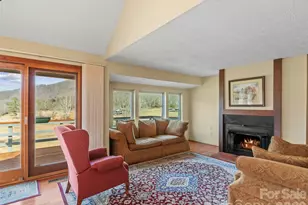 125 Townhouse Dr, Burnsville, NC 28714 - Photo 8