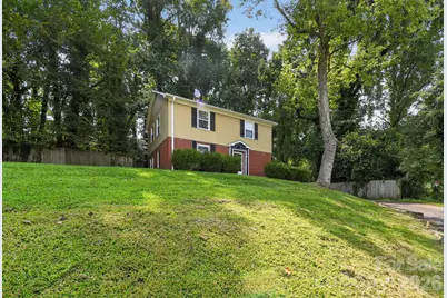 427 Whispering Pines Drive, Charlotte, NC 28217 - Photo 24