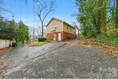 427 Whispering Pines Drive, Charlotte, NC 28217 - Photo 28