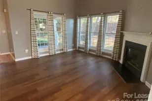 4005 Brandie Glen Rd, Charlotte, NC 28269 - Photo 4