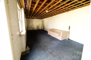 2042 Robinson Rd, Newton, NC 28658 - Photo 24