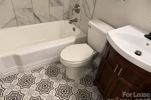 3801 Sudbury Rd, Charlotte, NC 28205 - Photo 4