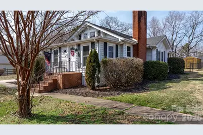 160 Elm Avenue, Hudson, NC 28638 - Photo 2