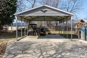 160 Elm Ave, Hudson, NC 28638 - Photo 26