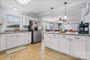 160 Elm Ave, Hudson, NC 28638 - Photo 10