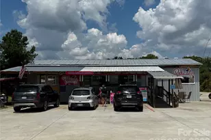 979 E Liberty St, York, SC 28745 - Photo 2