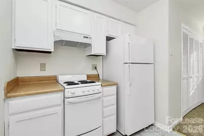 6121 Heathstone Lane #B, Charlotte, NC 28210 - Photo 10