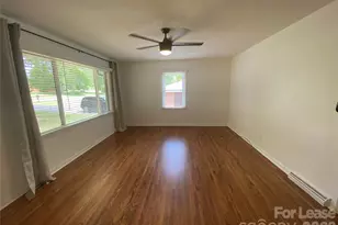 210 Park Rd, Mount Holly, NC 28120 - Photo 2