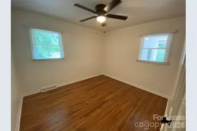 210 Park Road, Mount Holly, NC 28120 - Photo 8