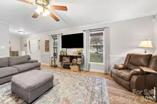 524 Nash Ct, Gastonia, NC 28054 - Photo 4