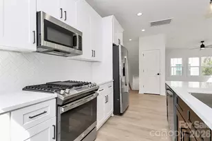 3804 Odom Wy, Charlotte, NC 28208 - Photo 16