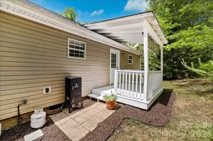 3218 Broadhurst Ln, Clover, SC 29710 - Photo 32