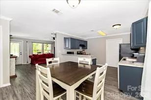 3218 Broadhurst Ln, Clover, SC 29710 - Photo 4