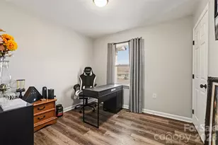 3545 Yorkland Dr, Hickory, NC 28601 - Photo 10