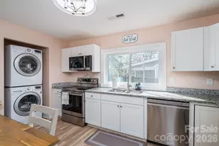 115 Barnes St, Belmont, NC 28012 - Photo 12