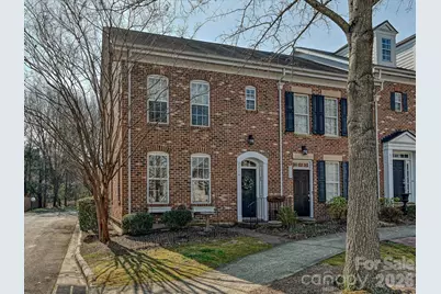 8714 Beaver Creek Drive, Charlotte, NC 28269 - Photo 2