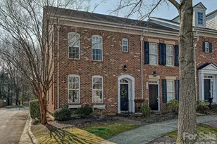 8714 Beaver Creek Dr, Charlotte, NC 28269 - Photo 2