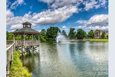 8714 Beaver Creek Drive, Charlotte, NC 28269 - Photo 28