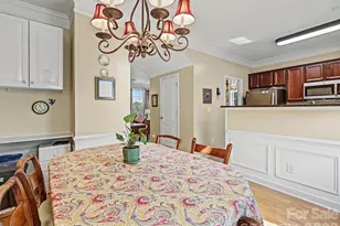 8714 Beaver Creek Dr, Charlotte, NC 28269 - Photo 12