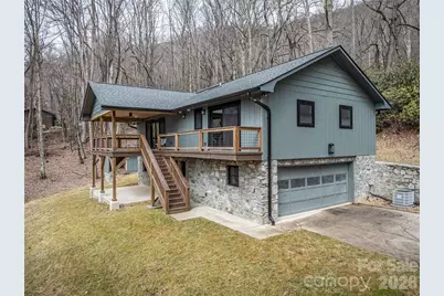 453 Friendly Acres Drive, Waynesville, NC 28786 - Photo 2