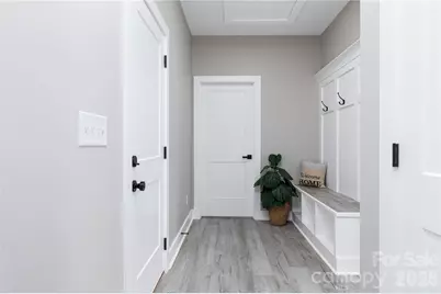 1949 Colonial Lane, Hickory, NC 28601 - Photo 14