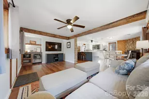 7495 Laurel St, Collettsville, NC 28611 - Photo 4