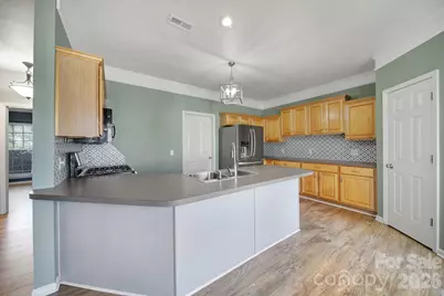 115 Lamplighter Lane, Mooresville, NC 28115 - Photo 6