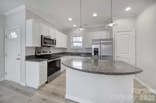 15437 Coventry Ct Ln, Charlotte, NC 28277 - Photo 4