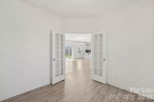 120 Mooring Dr, Statesville, NC 28677 - Photo 22