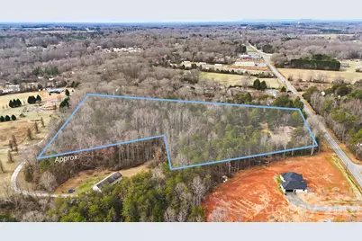 3335, 3319 E Nc 10 Highway, Claremont, NC 28610 - Photo 44