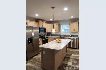 118 Valley Springs Drive, Olin, NC 28660 - Photo 6