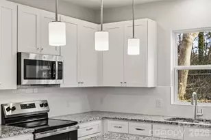 411 Grim St, Salisbury, NC 28144 - Photo 8