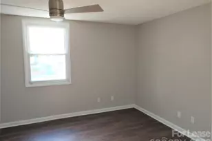 604 E Iredell Ave, Mooresville, NC 28115 - Photo 6