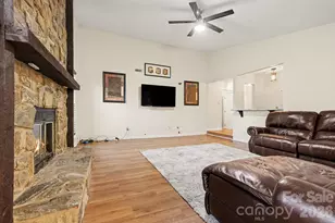6022 Hanna Ct, Charlotte, NC 28212 - Photo 6