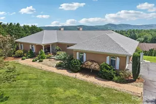 18 Thornapple Dr, Hendersonville, NC 28739 - Photo 2