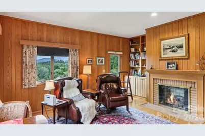 18 Thornapple Drive, Hendersonville, NC 28739 - Photo 20