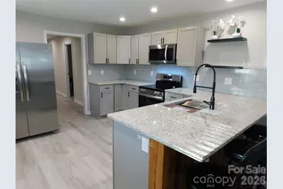 107 W Poplar Street, Stanley, NC 28012 - Photo 10