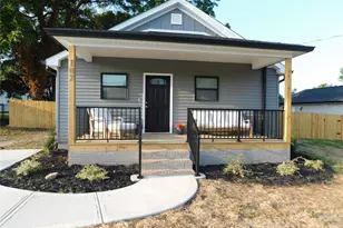 107 W Poplar St, Stanley, NC 28012 - Photo 2