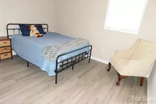 107 W Poplar St, Stanley, NC 28012 - Photo 32