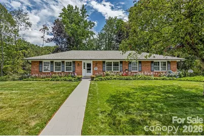 11 Blueberry Hill Road, Asheville, NC 28804 - Photo 2