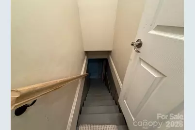 1235 27th Avenue NE, Hickory, NC 28601 - Photo 18