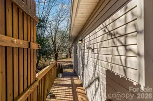 350 Sandy Bottom Rd, Marshall, NC 28753 - Photo 32
