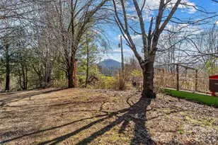 350 Sandy Bottom Rd, Marshall, NC 28753 - Photo 30