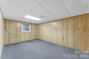 350 Sandy Bottom Rd, Marshall, NC 28753 - Photo 16