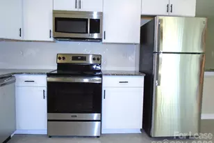 1014 Penrose Ln, Charlotte, NC 28217 - Photo 4