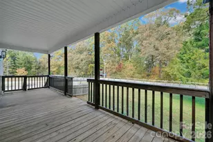 513 Weathers Creek Rd, Troutman, NC 28166 - Photo 1