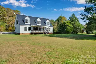 513 Weathers Creek Rd, Troutman, NC 28166 - Photo 2