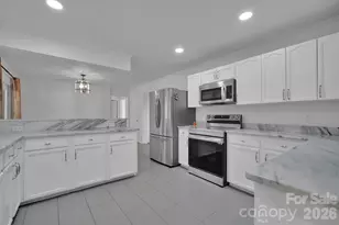 513 Weathers Creek Rd, Troutman, NC 28166 - Photo 8