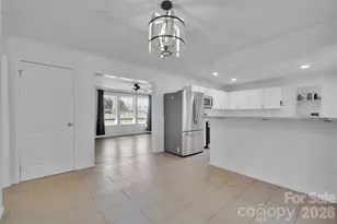 513 Weathers Creek Rd, Troutman, NC 28166 - Photo 10